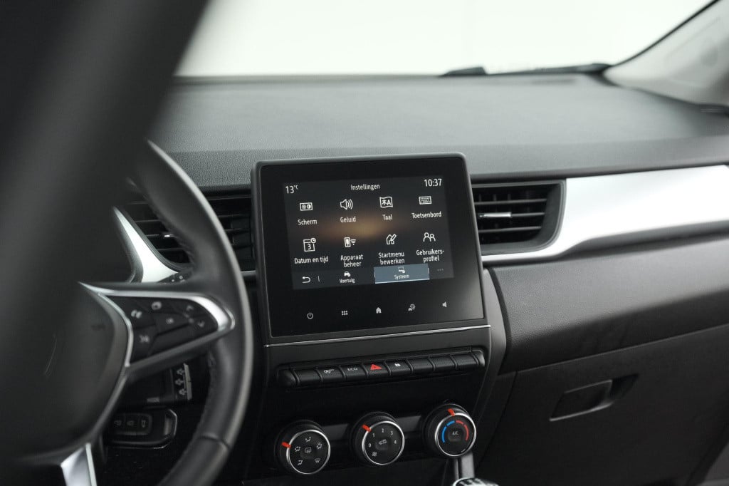 Renault Captur tce 100 zen | apple carplay | cruise control | dab+ radio