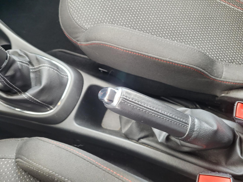 Opel Corsa 1.0 turbo online edition opc line