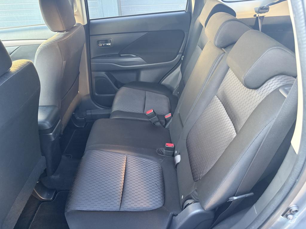 Mitsubishi Outlander 2.0 intense+