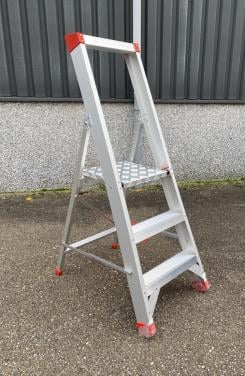 Trap 2 treden en bordes NIEUW