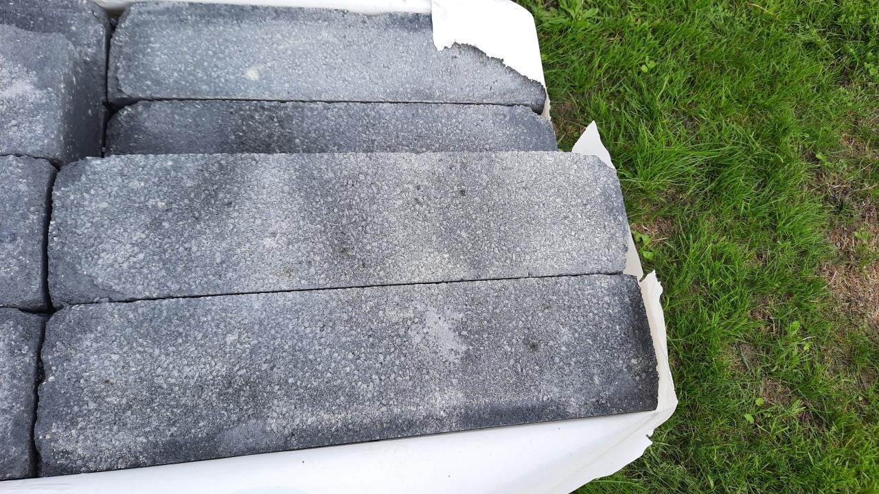 96 stapelblokken antraciet 15x15x60cm ter overname