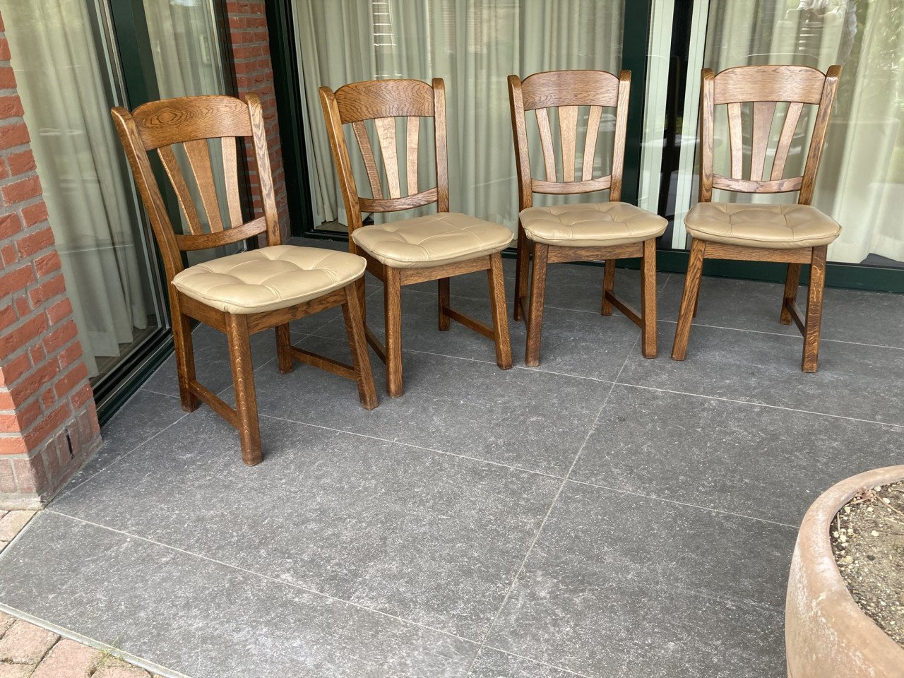 Eetkamer stoelen  ( 4 stuks)