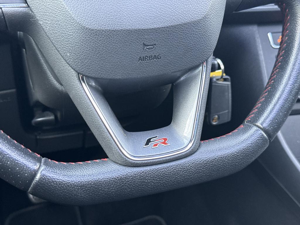 Seat Leon 1.4 tsi fr business | nl-auto | pano | navi | trekhaak | led | se