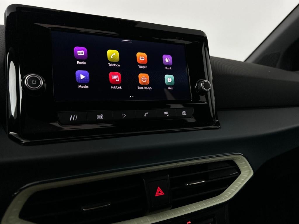 Seat Arona style 1.0 ecotsi 70 kw / 95 pk suv 5 versn. handba