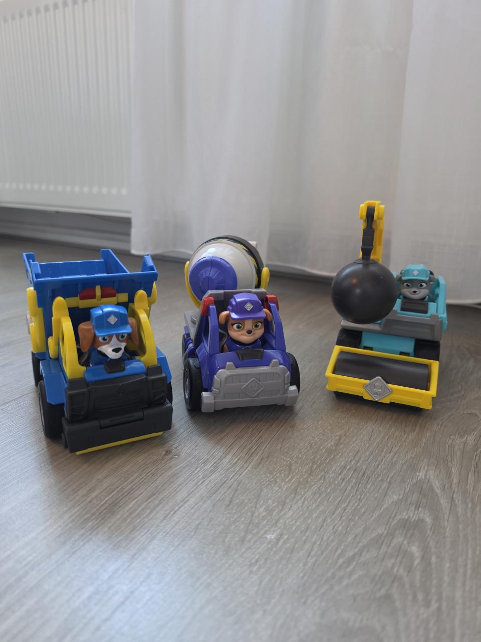 Rubble and Crew autos set