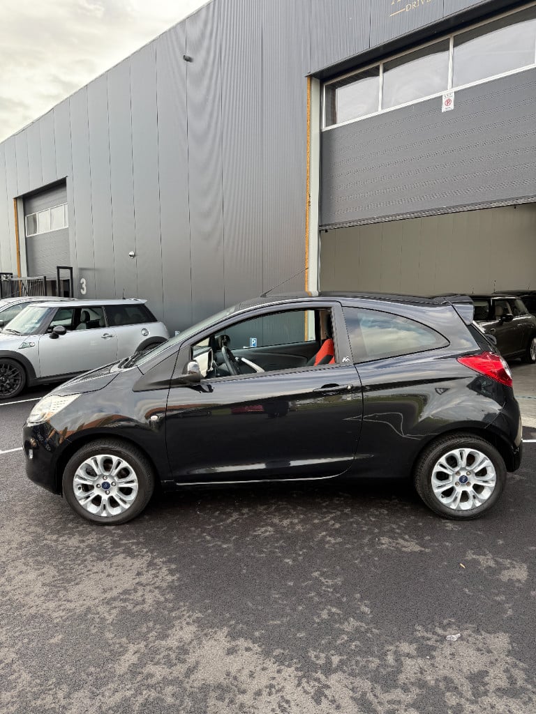Ford KA 1.2 - titanium - airco