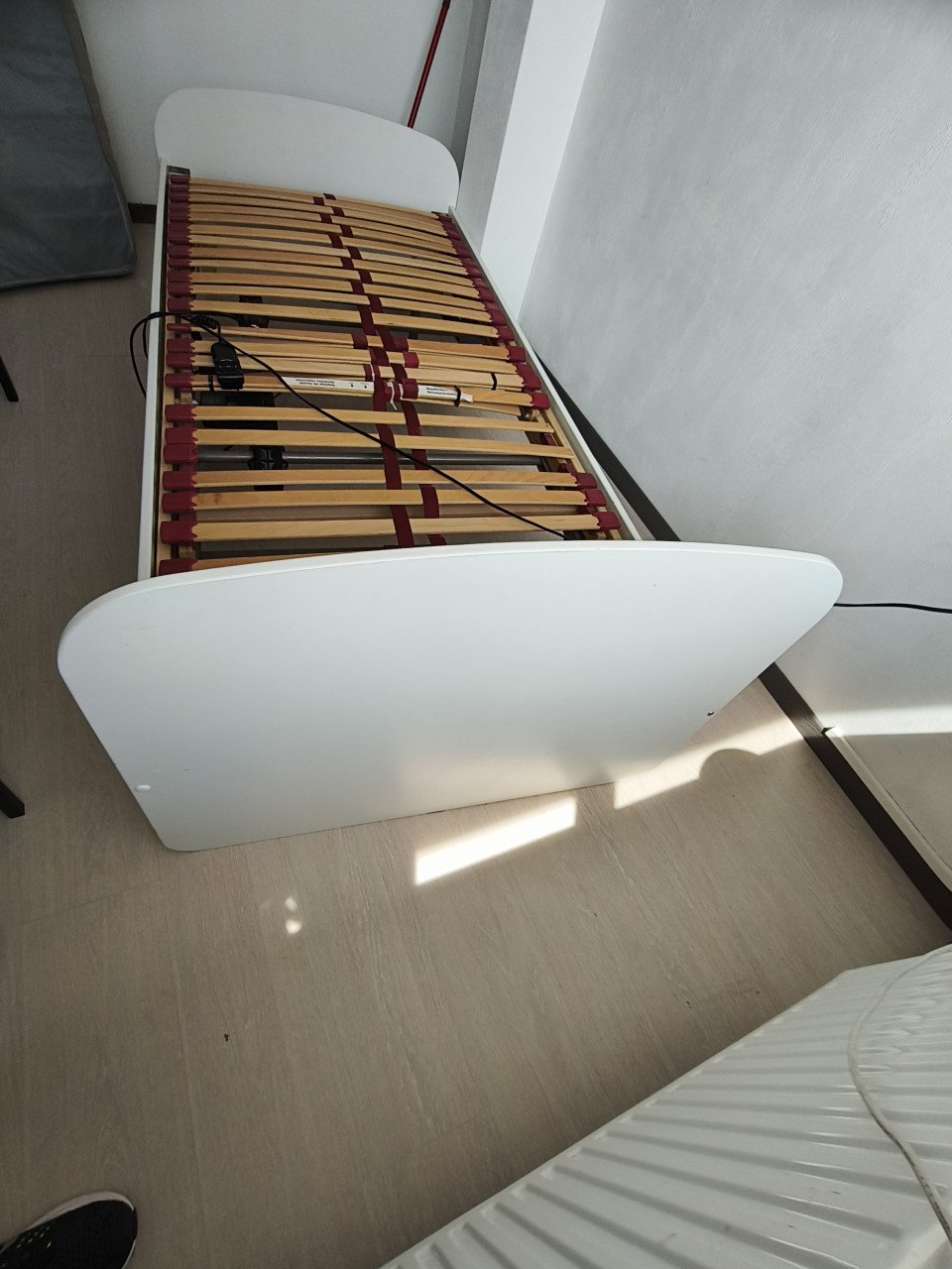 Bed 90x200