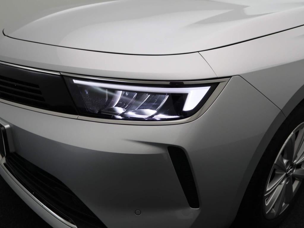 Opel Astra 1.2t business edition | 130 pk | automaat | camera | navigatie |