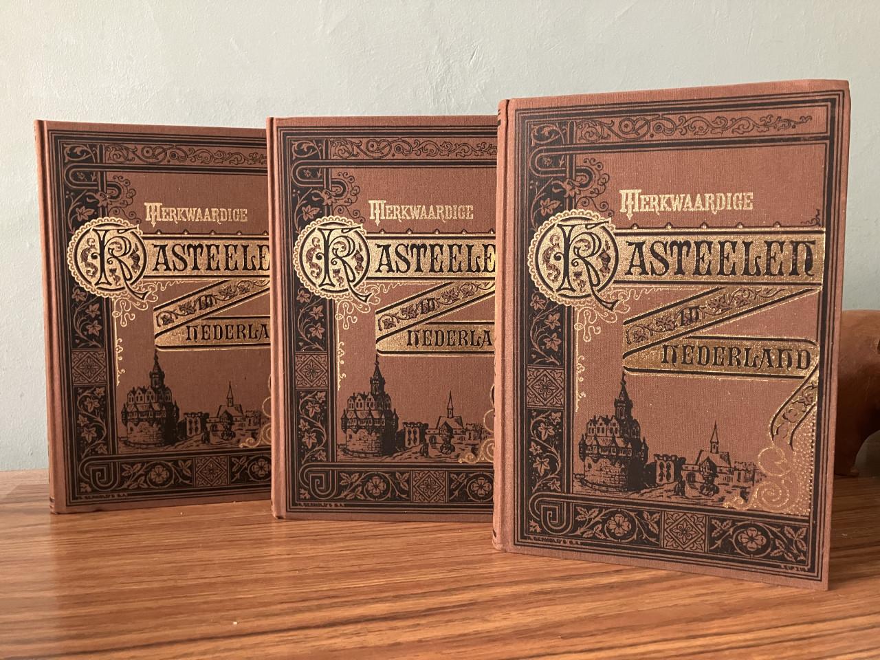 Merkwaardige kastelen in Nederland 3-delige boekenreeks