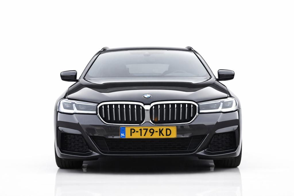 BMW 5 Serie touring 520i m-sport | laserlight | nap | dealer onderhouden | 