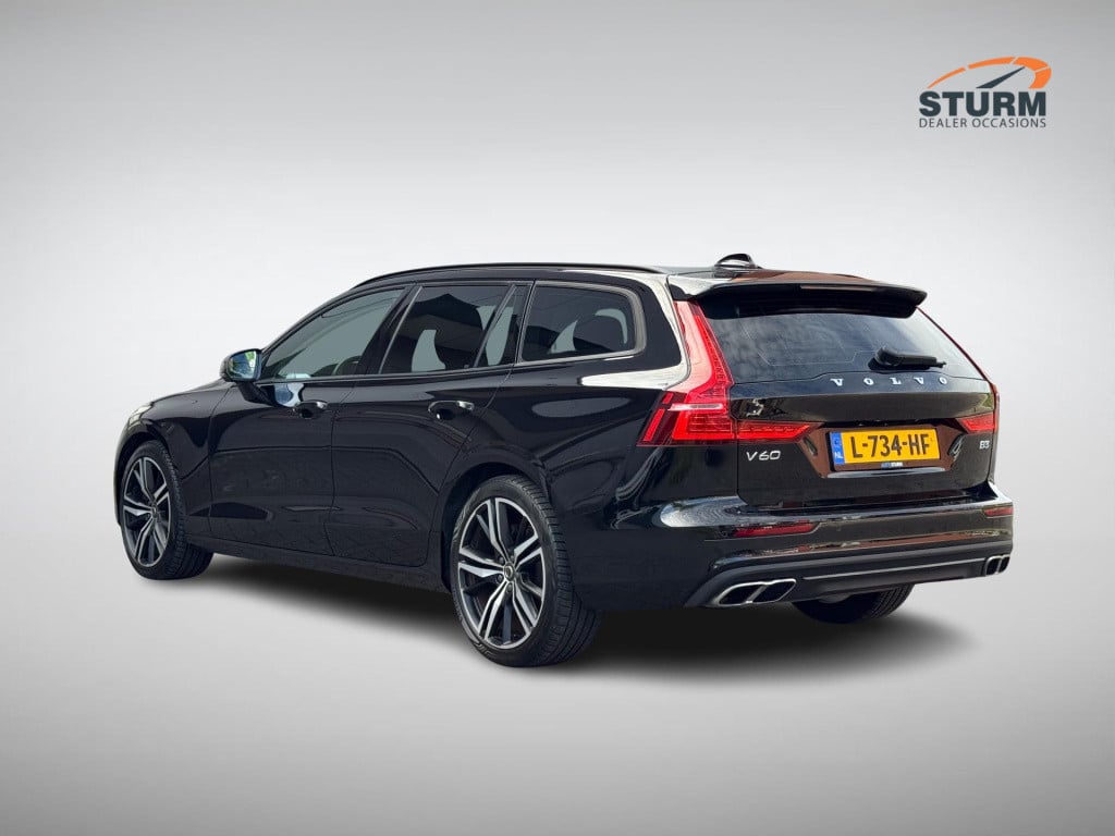 Volvo V60 2.0 b3 momentum advantage 19'' r-design wielen | stuur- + stoelve