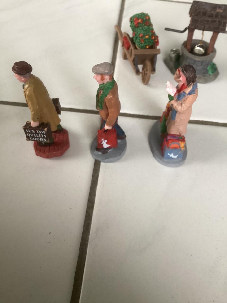 Lemax figuren voor een kerstdorp