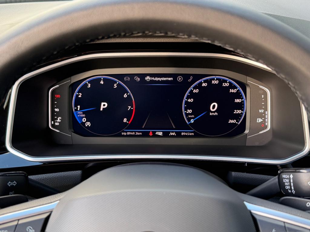 Volkswagen T-roc 1.5 tsi 150pk dsg r-line | camera | keyless | elek. achter