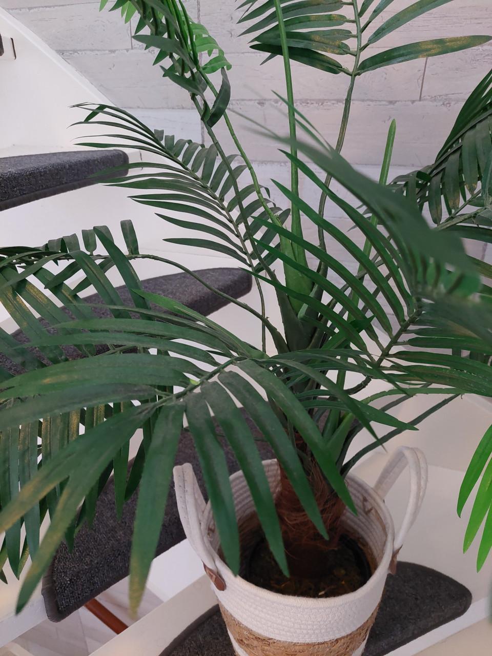Grote kunstpalm incl. pot,  mooie kwaliteit zgan