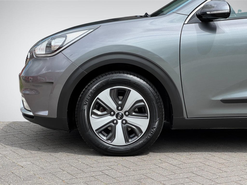Kia Niro 1.6 gdi hybrid first edition | trekhaak | navigatie | camera | app