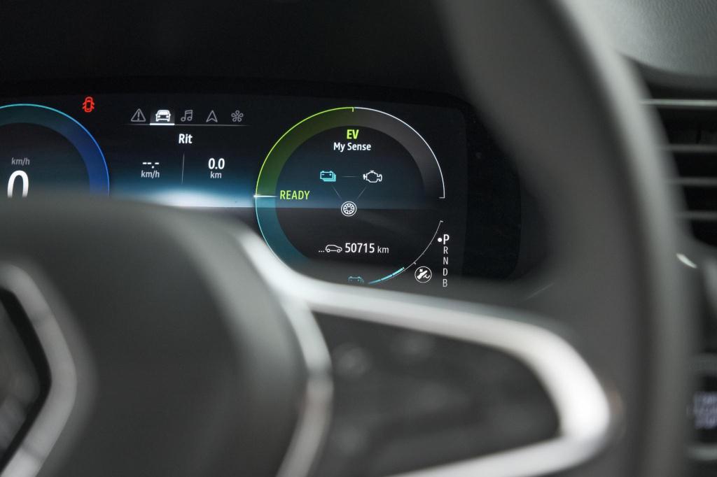 Renault Captur 1.6 e-tech full hybrid 145 techno | pack full screen | camer