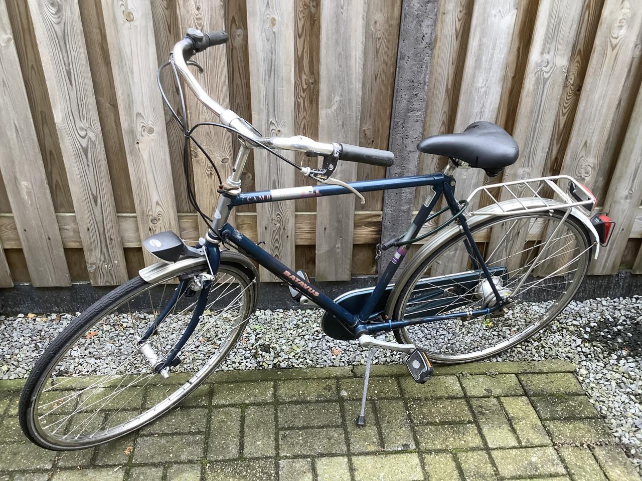 2 Herenfietsen aangeboden. 1x 26 inch + 1x 28inch