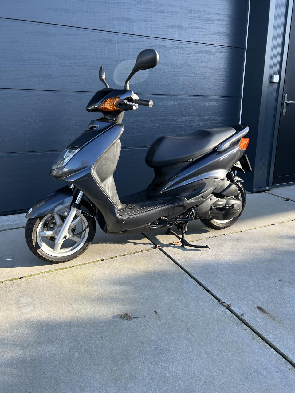Yamaha motorscooter