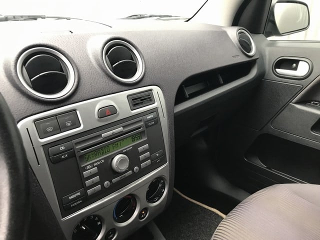 Ford Fusion 1.6 16v crossroad | trekhaak | airco | nap etc.