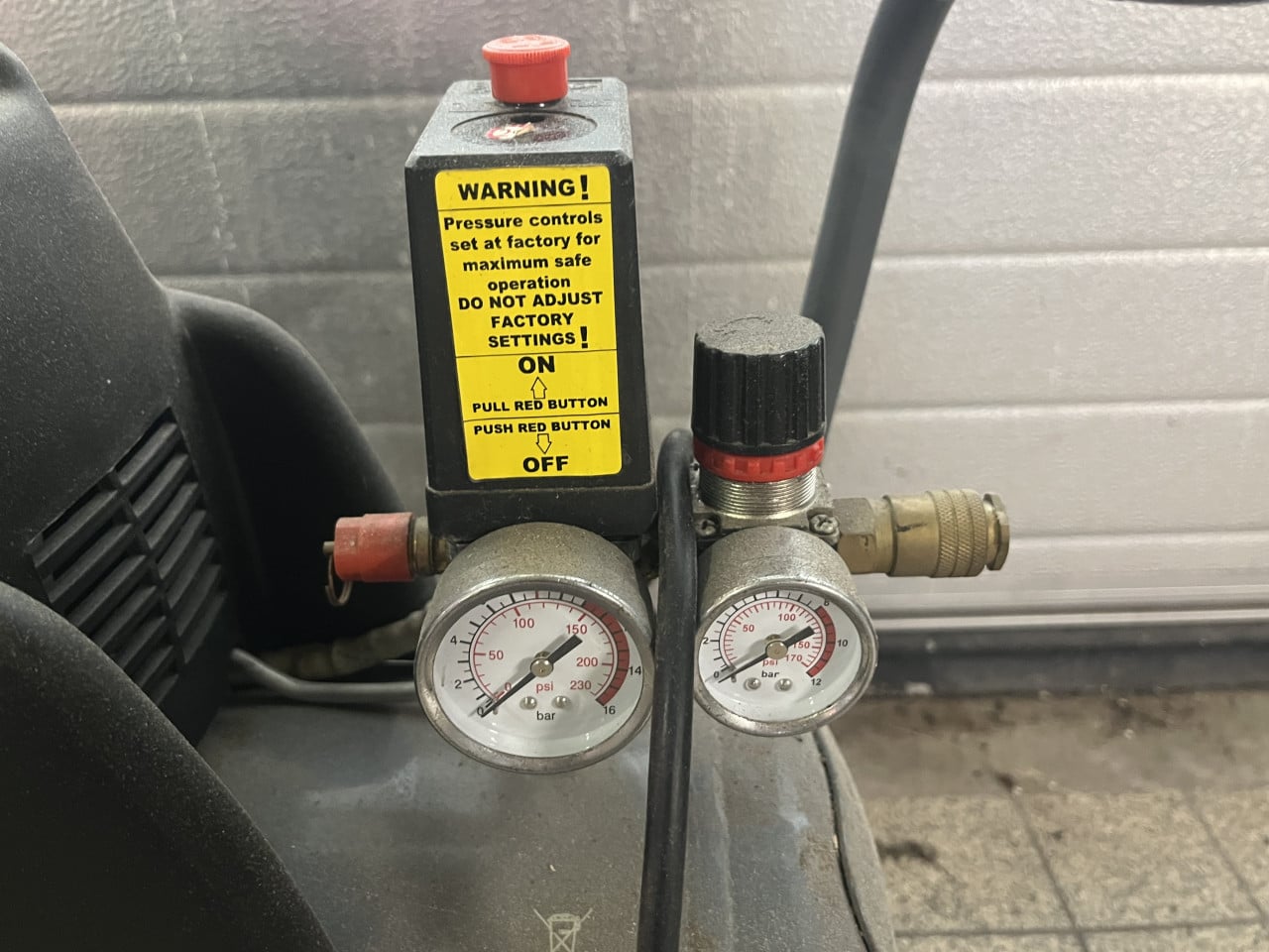 TEAB compressor met luchtslang ed