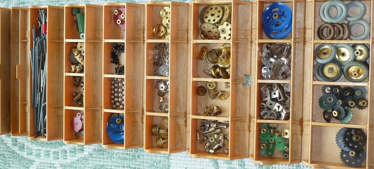 MECCANO