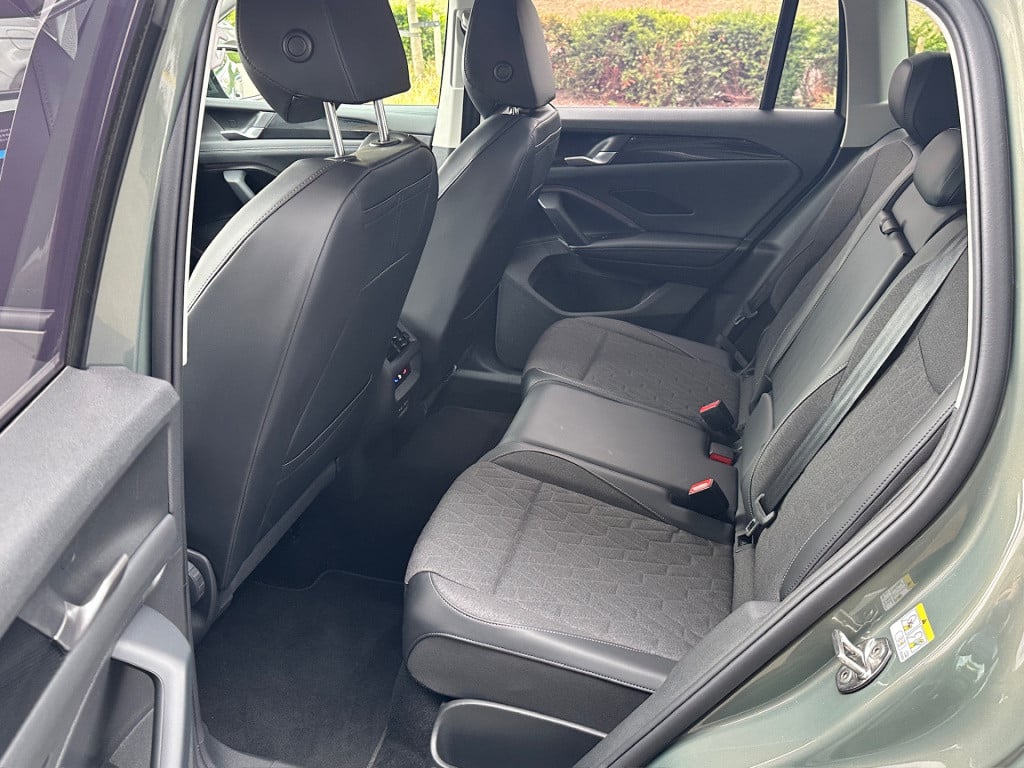 Volkswagen Tiguan 1.5 etsi life | trekhaak | camera | trekhaak | dode hoek 