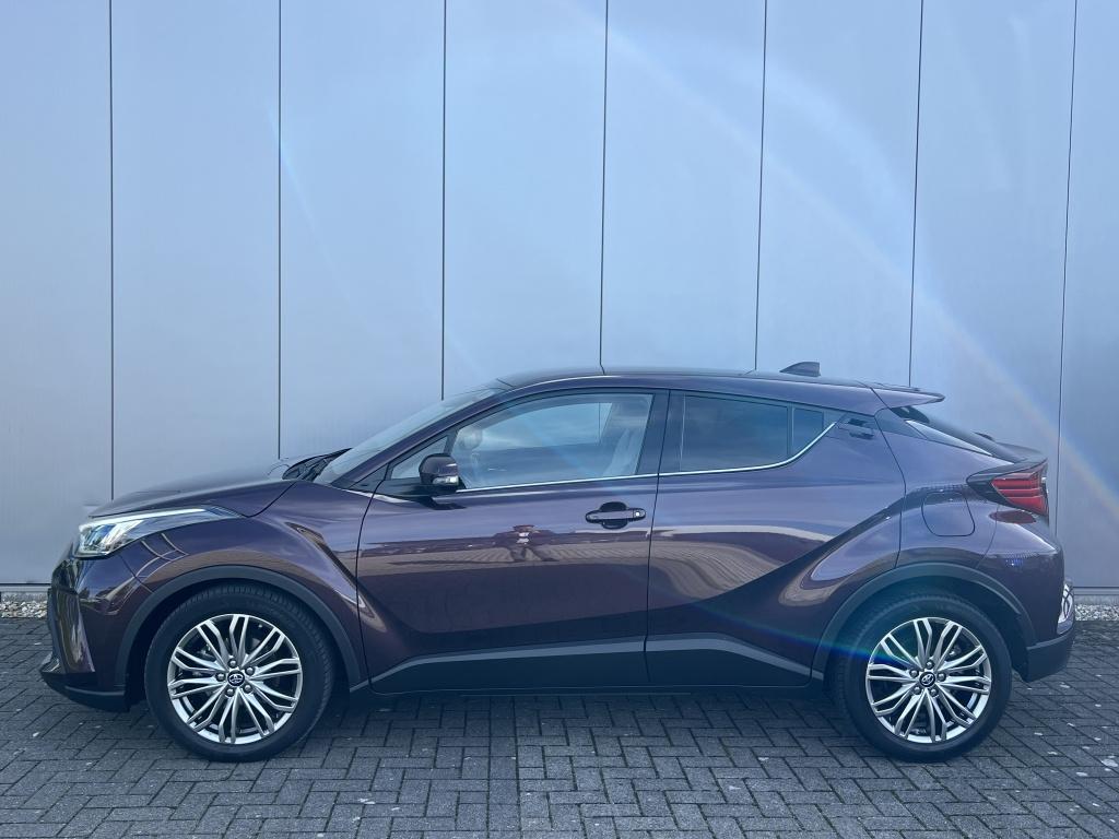 Toyota C-hr 1.8 hybrid executive