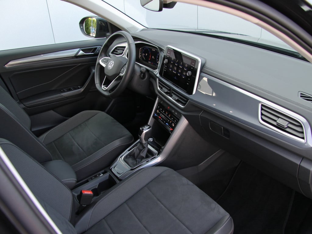 Volkswagen T-roc 1.5 tsi 150pk dsg style | private lease!
