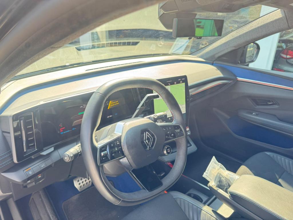 Renault Scenic e-tech ev87 long range esprit alpine