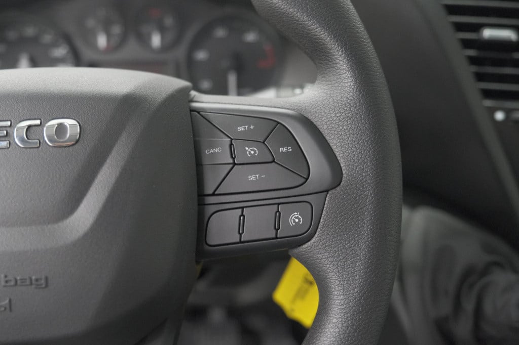 Iveco Daily 35s16v 2.3 410 h2 | direct leverbaar | complete betimmering laa