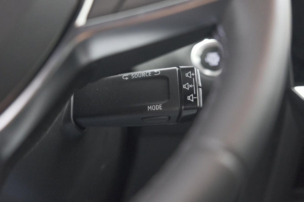 Renault Captur tce 90 techno | nieuw model | camera | navigatie | apple car
