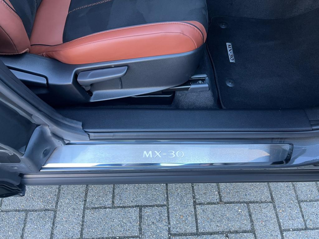 Mazda Mx-30 e-skyactiv r-ev 170 nagisa|rijklaar