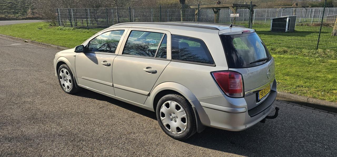 Opel Astra Wagon 1.6 Enjoy Airco!