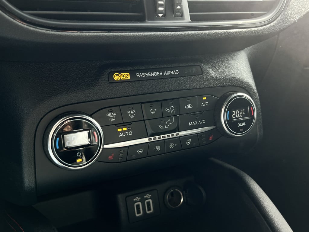 Ford Kuga 2.5 phev st-line x | camera | apple/ android carplay | head-up di