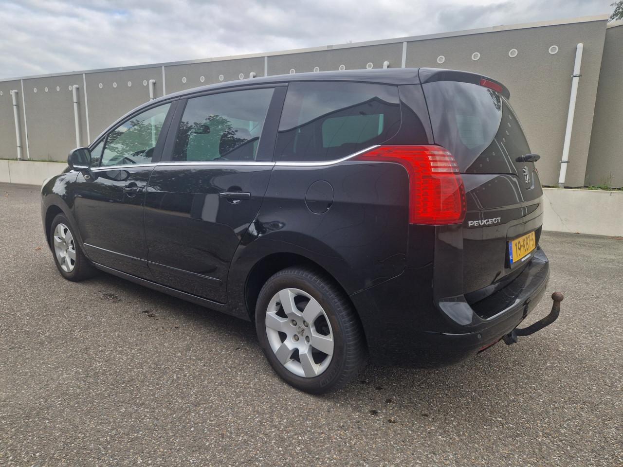 Peugeot 5008 1.6 VTi Blue Lease 5p.