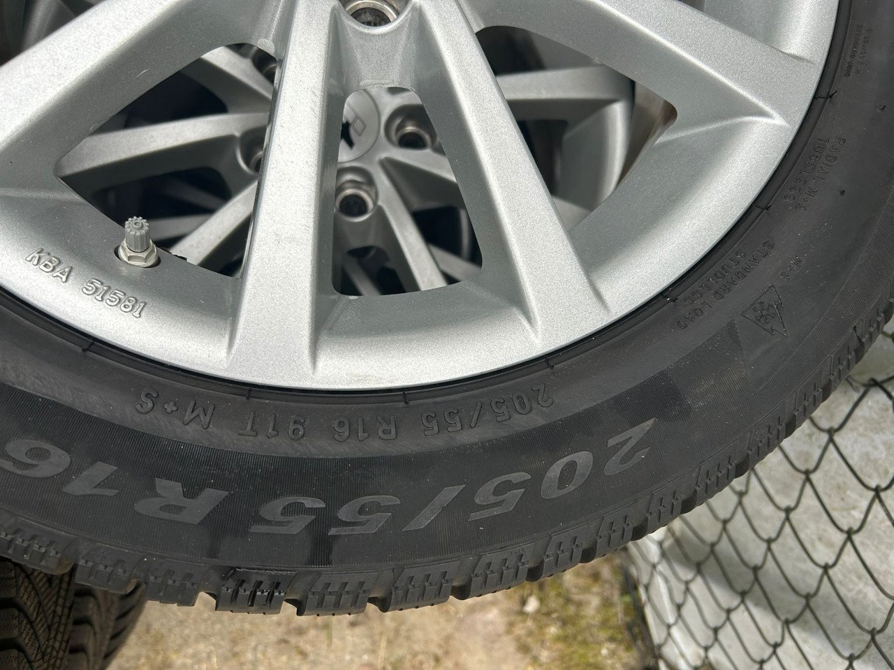 LT WHEELS LICHT METALEN VELGEN MET BANDEN