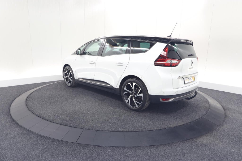 Renault Grand Scenic tce 140 bose | 7 zitplaatsen | trekhaak | camera | bos
