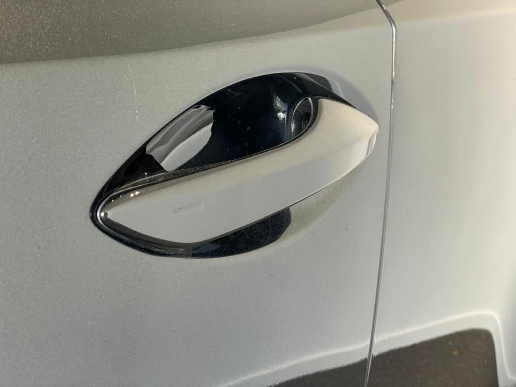 Lexus Nx 300h awd business line
