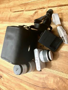 Nikon 1 J3 systeemcamera, complete set met twee lenzen