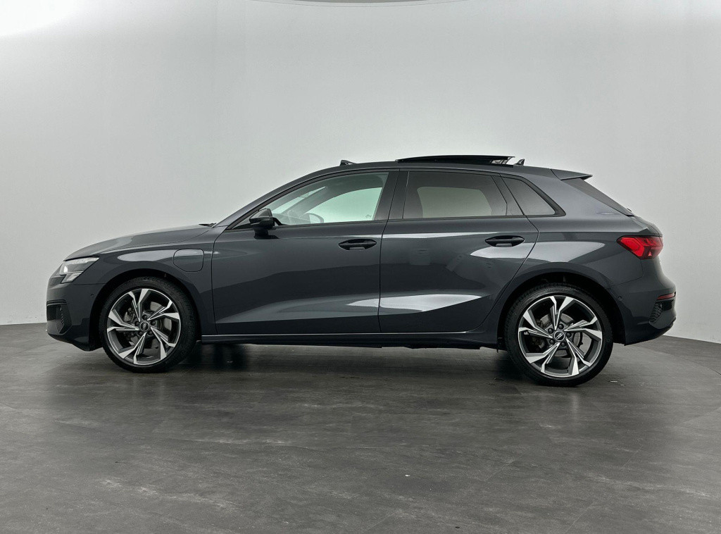 Audi A3 sportback 40 tfsi e s-line pano matrix massage