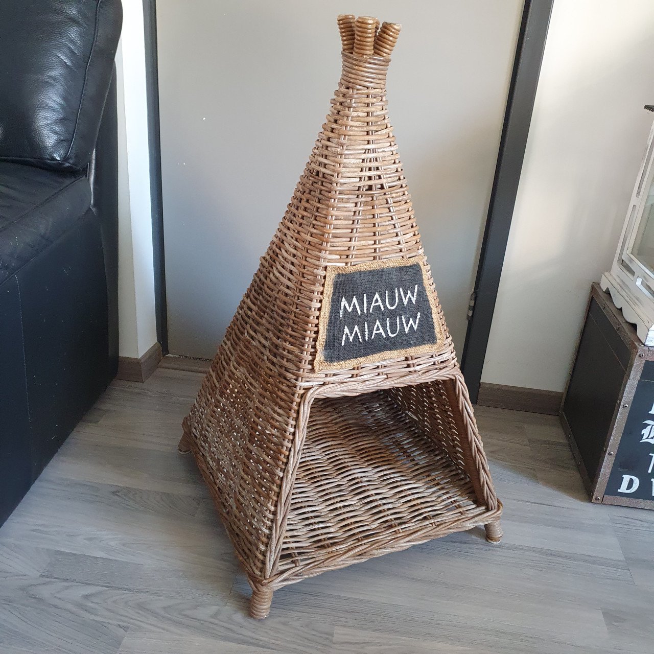 Katten tipi tent van rotan