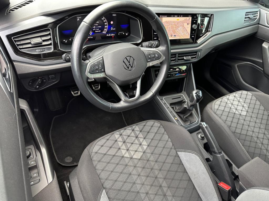 Volkswagen Polo 1.0 tsi 95pk r-line | 17 inch | navi | adapt. cruise | clim