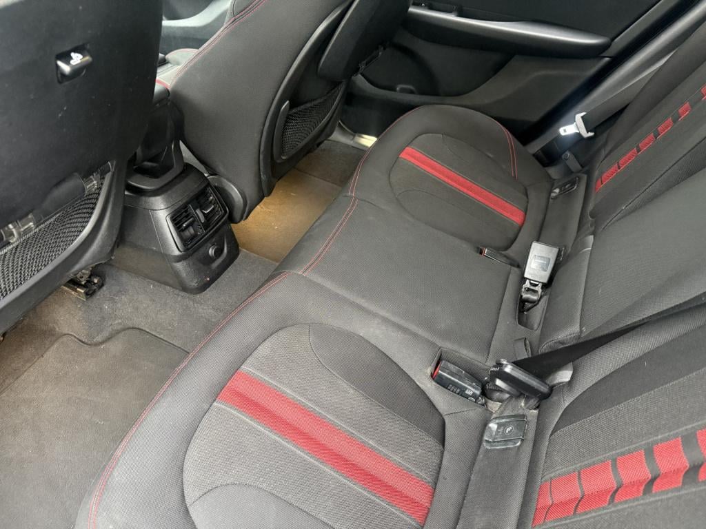 BMW 2-serie active tourer 218d 2.0 150pk automaat executive sportline