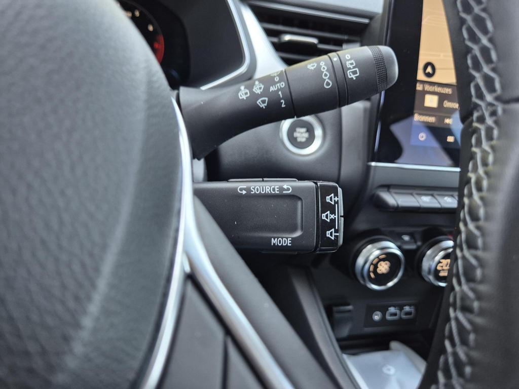 Renault Captur 1.0 tce 90 techno 360° camera, bose audiosystem, navigatie, 
