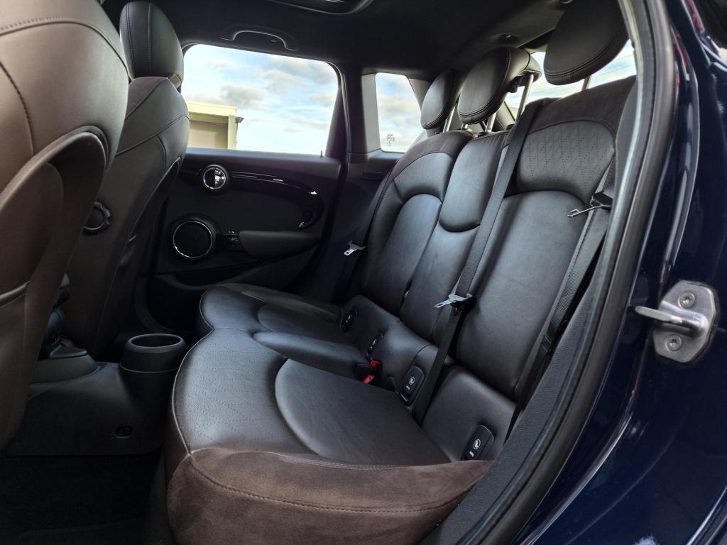 Mini 5-deurs 1.5 cooper chili business