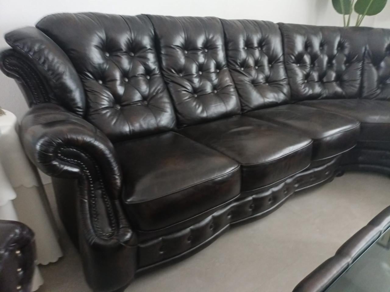 Rondzitbank Chesterfield