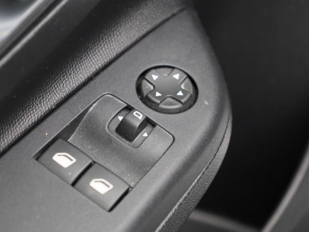 Opel Corsa 1.2 level 2 | bluetooth | apple carplay / android auto | cruise 