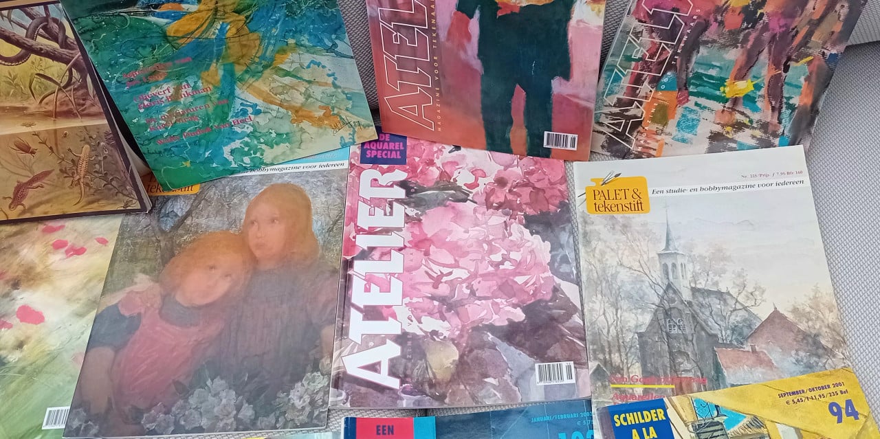 Aquarel boeken, palet en tekenstift+atelier