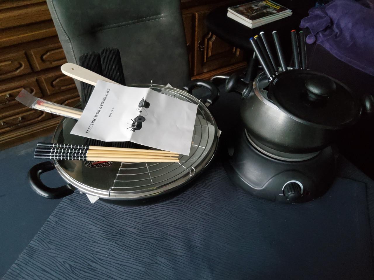 Wok-fondue set