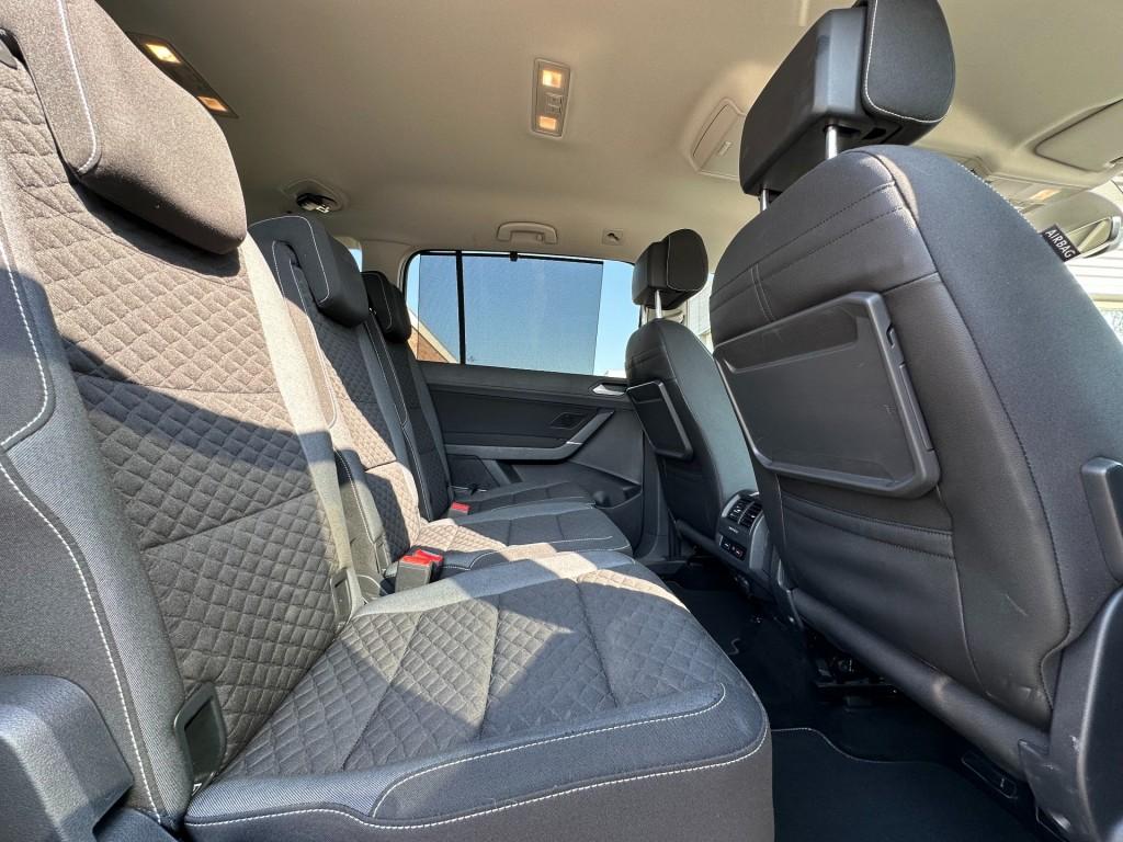 Volkswagen Touran 1.4 tsi highline edition r 7 persoons r-line led camera t